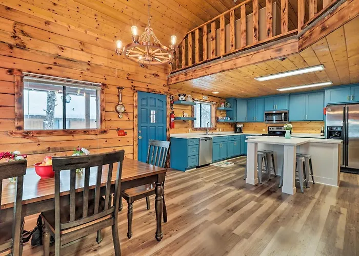 Furnished Deck: In Coconino National Forest