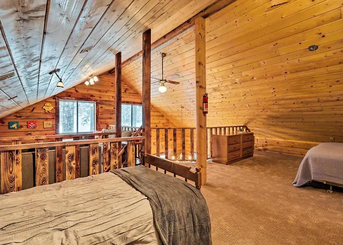 Furnished Deck: In Coconino National Forest Munds Park