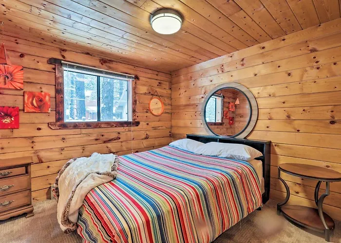 Holiday home Furnished Deck: In Coconino National Forest *
