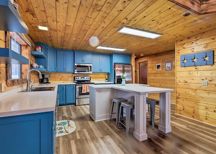 Furnished Deck: In Coconino National Forest * Munds Park